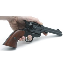 Револьвер кольт, 45 калибр, США 1886 г. Увеличить...