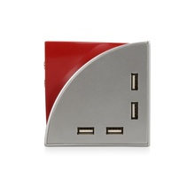 USB Hub на 4 порта с часами, подставкой под ручки и визитки, красный Увеличить...