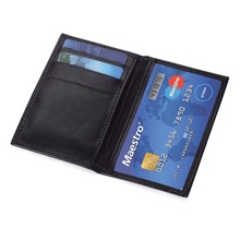 Футляр для визиток, кредитных или дисконтных карт Увеличить...